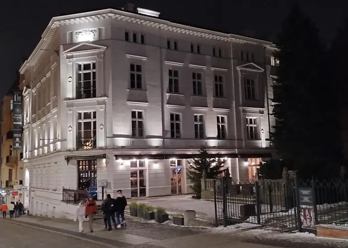 Apartment Klasyk Old Town With Parking